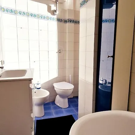 Appartement Piramide Metro B *